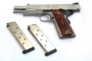 Smith Wesson - SW 1911 TA E-Series Tactical Accessory Rail
