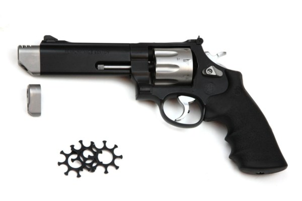 Smith & Wesson - 627 V-Comp