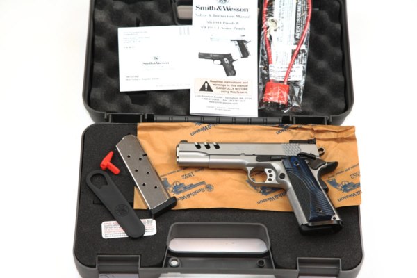 Smith&Wesson PERFORMANCE CENTER SW1911 .45ACP