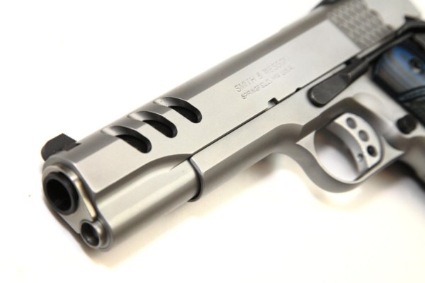 Smith&Wesson PERFORMANCE CENTER SW1911 .45ACP