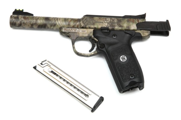 Smith Wesson SW22 VICTORY Kryptek