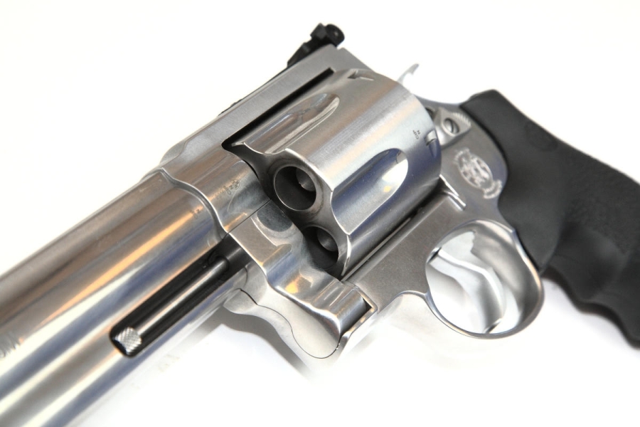 Smith & Wesson - SW 500 Magnum - Supermagnum Revolver