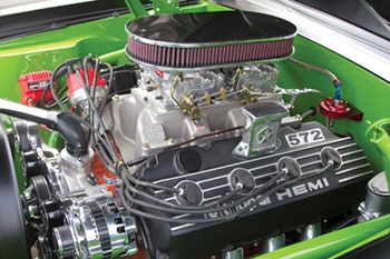 hemi-cuda-572-motor