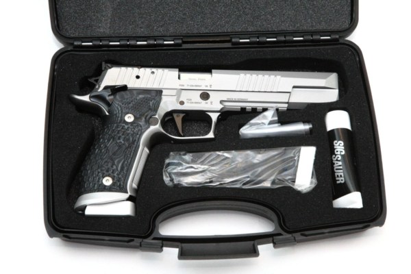 Sig Sauer P226 X-Six Supermatch
