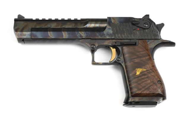 Desert Eagle XIX buntgehärtet Luxus-Holzgriff