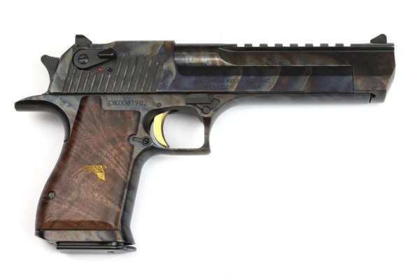 Desert Eagle XIX buntgehärtet Luxus-Holzgriff