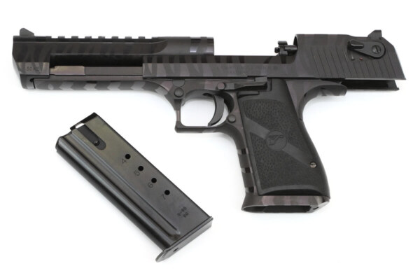 Magnum Research Desert Eagle Mark XIX BLACK TIGER STRIPES 50AE