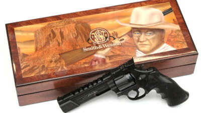 STP Lodur Black John Wayne Edition