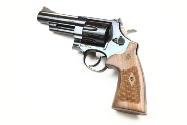 Smith & Wesson 29 Classic Series 4"