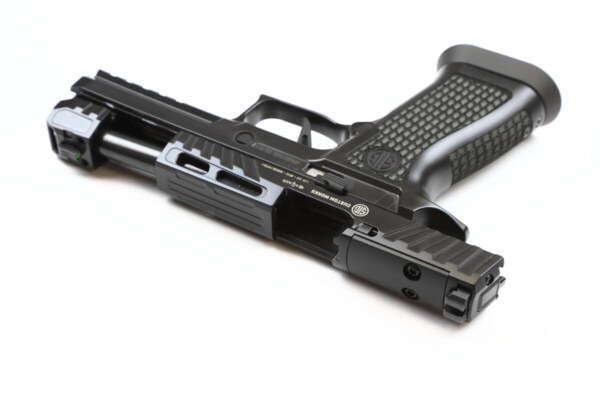 Sig Sauer P320 SPECTRE Comp. Black Edition – Bild 5