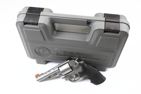 Smith & Wesson 686 Plus Performance Center 4" – Bild 6