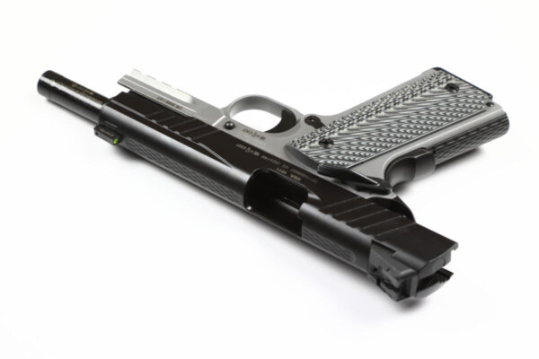 Savage Arms 1911 Two-Tone – Bild 4