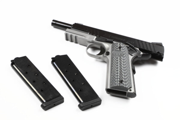 Savage Arms 1911 Two-Tone – Bild 5