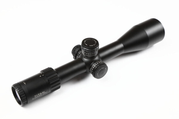 Element Optics TITAN 5-25x56 FFP – Bild 3