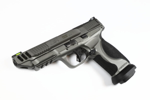 Smith & Wesson M&P9 M2.0 Metal Competitor Performance Center