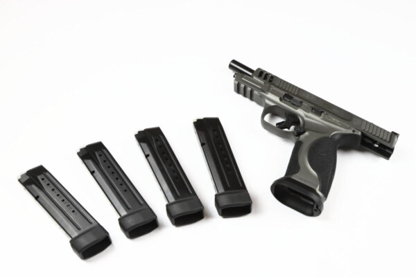 Smith & Wesson M&P9 M2.0 Metal Competitor Performance Center – Bild 5