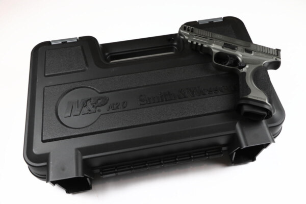Smith & Wesson M&P9 M2.0 Metal Competitor Performance Center – Bild 6